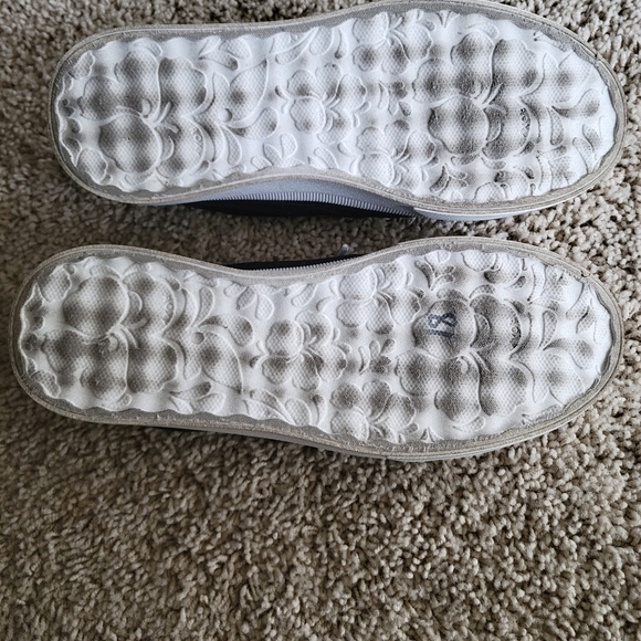 Roxy Surf Slip-On Sneaker sz 8.5 Dark Charcoal Grayblack - Picture 5 of 7